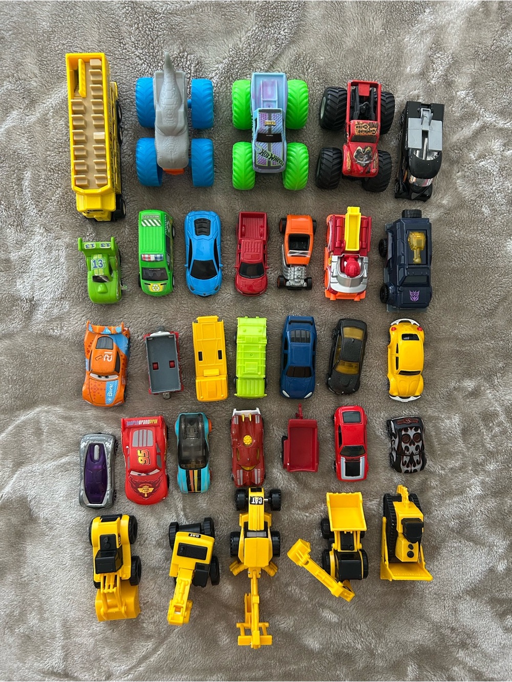 Lot Of Variety Multibrand Hot Wheels Die Cast and Plastic Cars Construction Etc